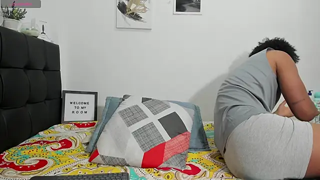 RoddyRich11 online show from February 9, 12:18 am