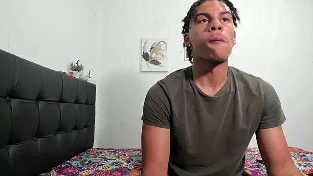 RoddyRich11 online show from October 12, 10:26 pm