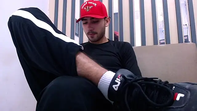 Liam crox online show from February 13, 2:31 pm