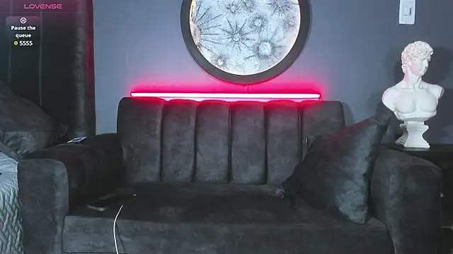 Snapshot of khriss_brown chatting on January 24, 1:13 am khriss brown online show from January 24, 1:13 am