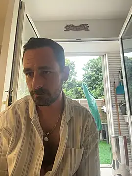 defbond420 online show from December 16, 2:13 pm