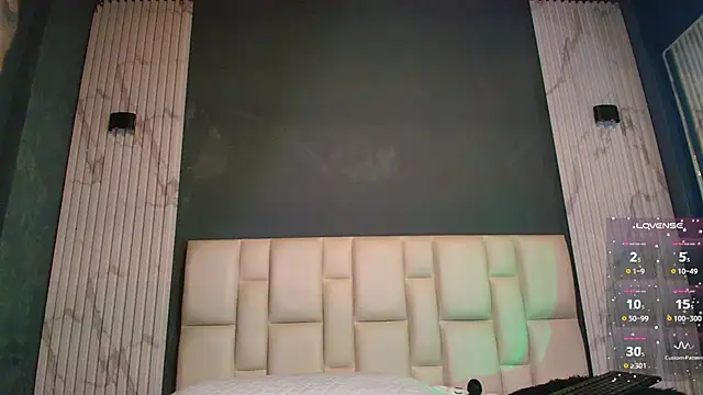 Marcelo ruiz  online show from November 29, 1:40 am