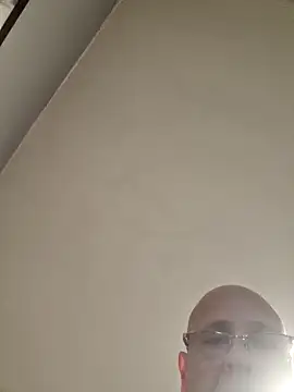 dickinyouto online show from January 17, 4:04 pm