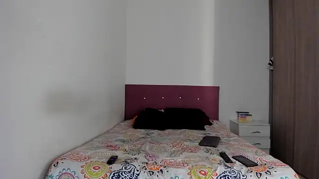 HeellBoy  online show from February 28, 12:37 pm