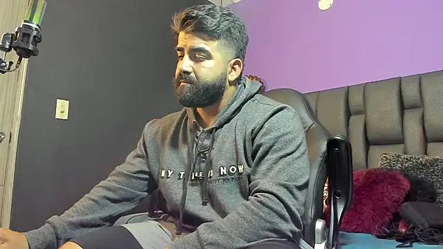 Lyon vach online show from February 18, 2:10 am