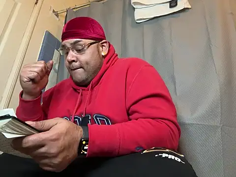 Snapshot of fatboyjayohh126 chatting on January 19, 4:01 am fatboyjayohh126 online show from January 19, 4:01 am
