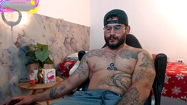 hanz col online show from October 11, 9:19 pm