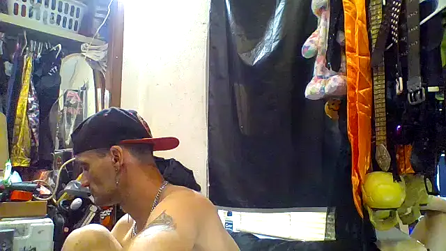 slinginbigD online show from October 8, 3:27 pm