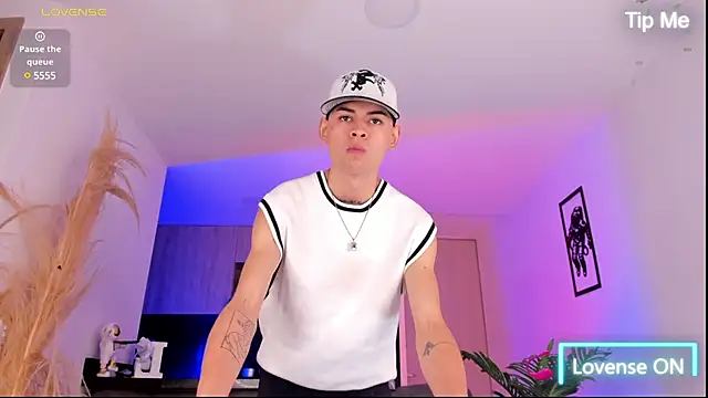 lennercollins online show from February 17, 1:58 am