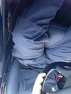 vanscr1 online show from December 19, 2:25 pm