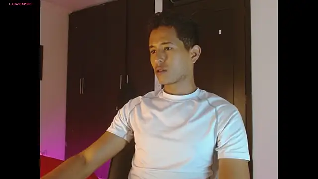 alessandro wizard online show from September 11, 3:44 pm