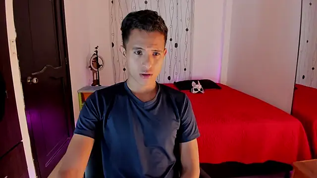 alessandro wizard online show from February 14, 9:32 pm