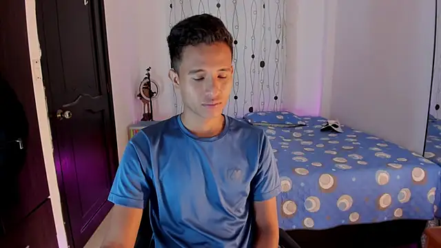 alessandro wizard online show from February 11, 7:38 pm