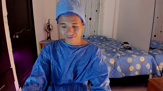 alessandro wizard online show from February 13, 9:28 pm