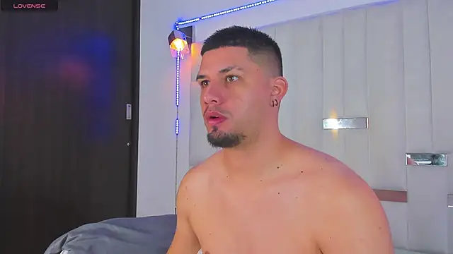 Jacoob19  online show from October 13, 11:49 am