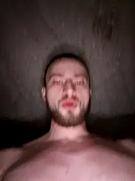 wariacik0024 online show from March 14, 2:51 am