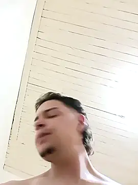 zeus67wrer online show from March 30, 4:41 pm