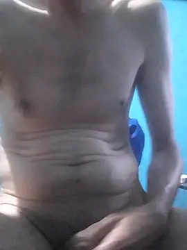 hugosafado333 online show from October 10, 4:17 am