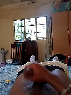 izinjamfee2 online show from January 11, 8:18 am