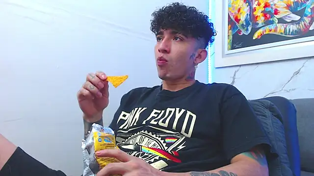 targuerian22 online show from December 22, 2:20 am