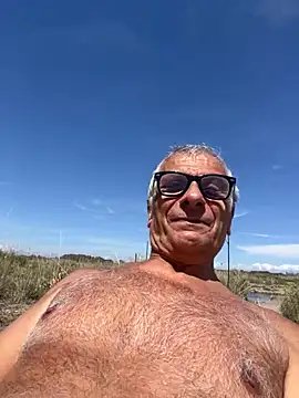 4n4l1zz4m1 online show from June 4, 1:17 pm
