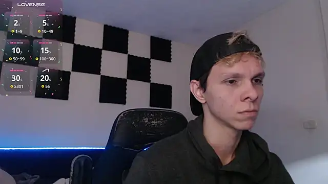 bryamado69 online show from October 11, 12:42 pm