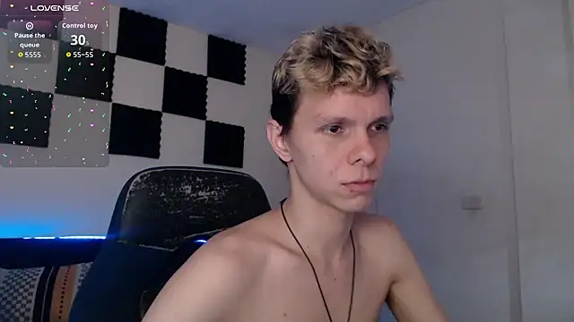 bryamado69 online show from October 17, 1:48 pm