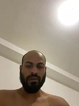 islandvybee55 online show from March 17, 6:40 am