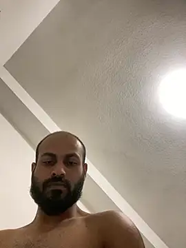 islandvybee55 online show from February 10, 2:08 am