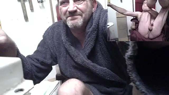 Snapshot of Vernalot_76 chatting on December 30, 10:23 pm Vernalot 76 online show from December 30, 10:23 pm
