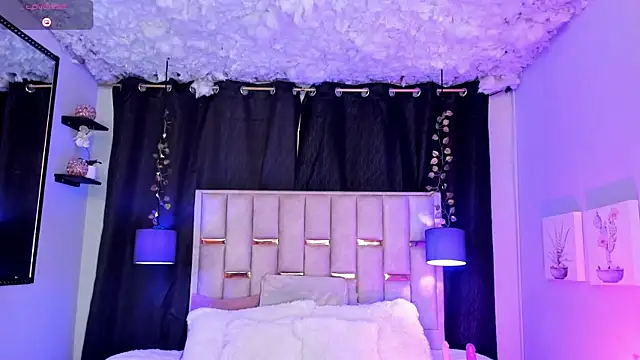 Nathan Smith  online show from October 7, 7:51 pm