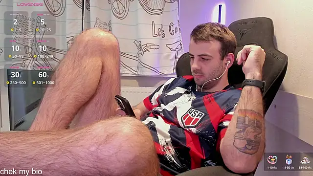 OtisRam online show from October 9, 7:30 pm