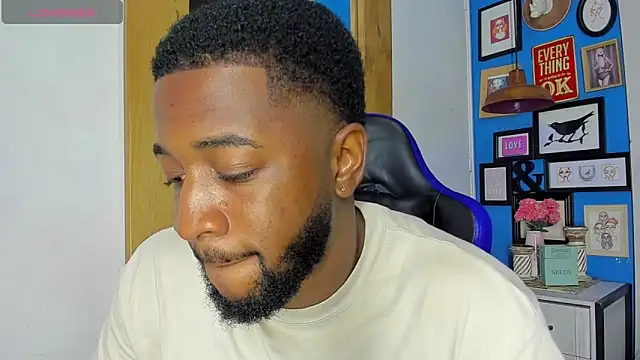 Drake Nassir4 online show from October 11, 9:08 pm