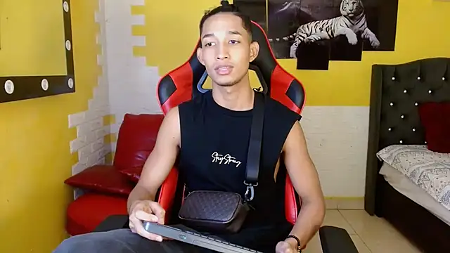 jose sexycumm online show from September 26, 7:22 pm