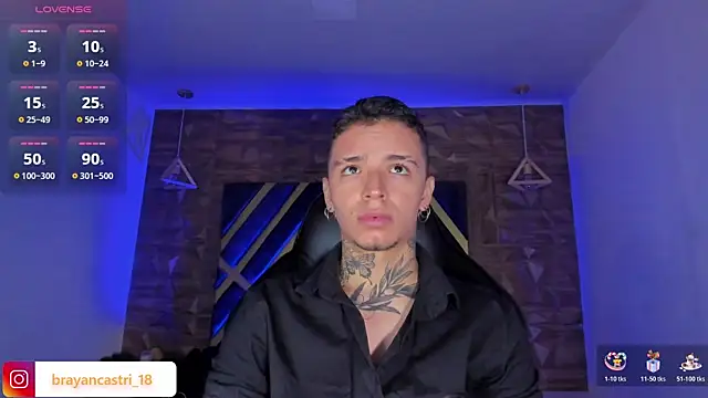 Ian Castillo  online show from April 20, 11:24 am