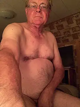 Tonybaloney1972 online show from October 13, 12:05 am