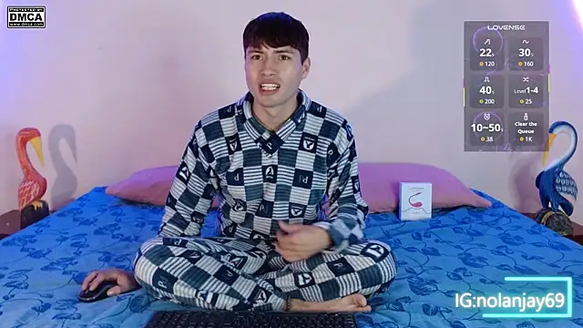 nolanjay  online show from November 21, 1:54 pm