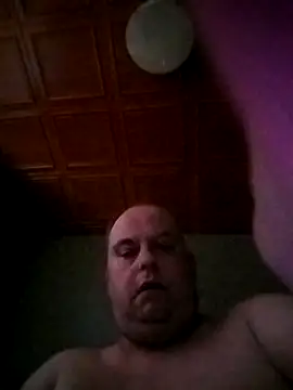 Snapshot of bigi441980 chatting on September 20, 5:18 am bigi441980 online show from September 20, 5:18 am