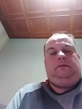 Snapshot of bigi441980 chatting on October 14, 11:34 pm bigi441980 online show from October 14, 11:34 pm