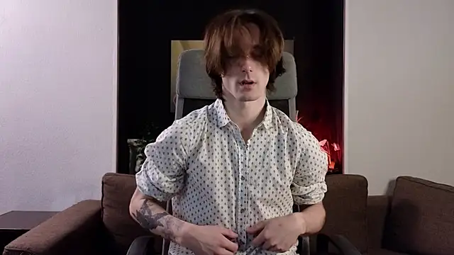 Snapshot of misterhult chatting on January 23, 2:28 pm misterhult online show from January 23, 2:28 pm