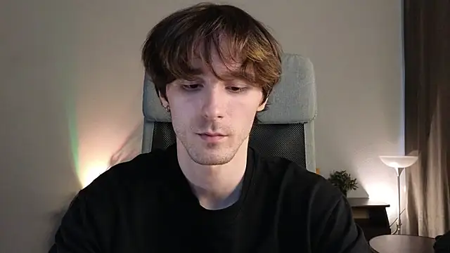 Snapshot of misterhult chatting on October 3, 2:44 pm misterhult online show from October 3, 2:44 pm