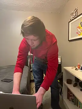 Snapshot of BigJohnson06 chatting on December 17, 10:34 am BigJohnson06 online show from December 17, 10:34 am