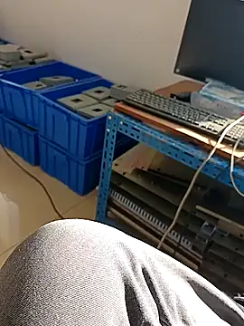 huzi518 online show from January 14, 6:29 am