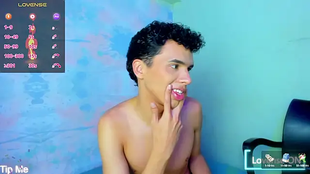 SEANTROYY online show from December 11, 1:07 am