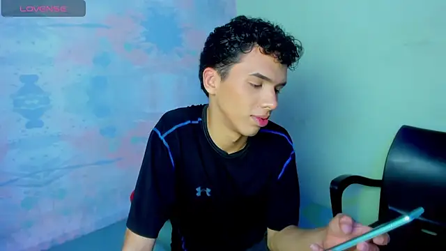 SEANTROYY online show from December 13, 4:00 am