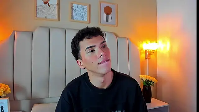 SEANTROYY online show from September 23, 4:12 am
