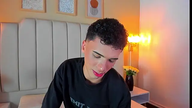 SEANTROYY online show from September 24, 4:23 am