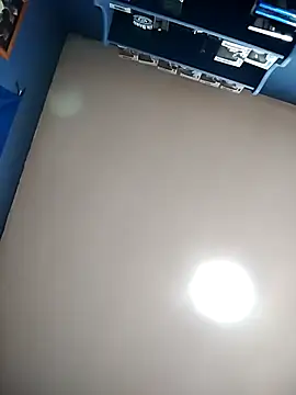 minitranca online show from February 7, 8:25 pm