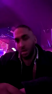 Snapshot of NewyorkDimi chatting on December 20, 11:58 pm NewyorkDimi online show from December 20, 11:58 pm