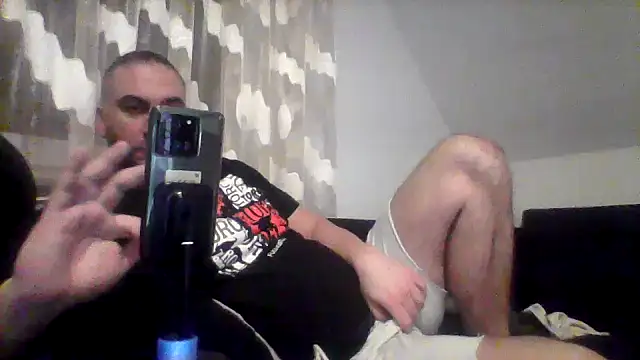 Snapshot of NewyorkDimi chatting on December 7, 3:36 am NewyorkDimi online show from December 7, 3:36 am